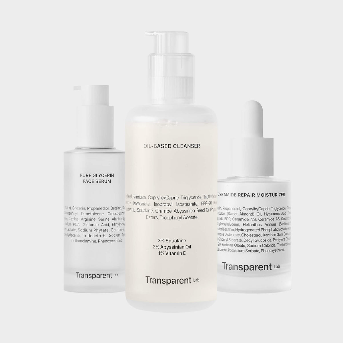 Das Max Hydration Bundle von Transparent Lab enthält drei Hautpflegeprodukte: Pure Glycerin Face Serum, Oil-Based Cleanserl und einen Ceramide Repair Moisturizer.
