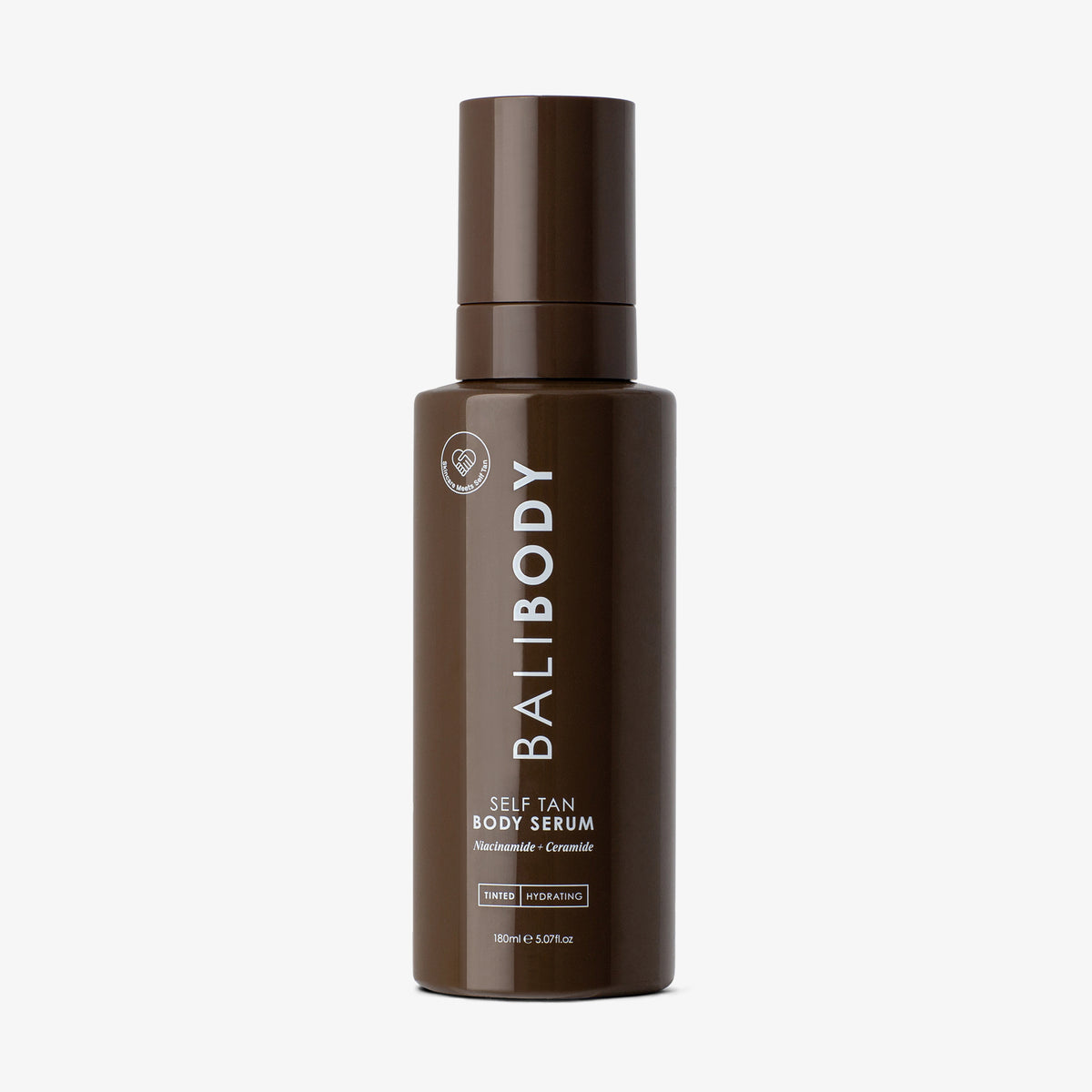Dunkelbraune Flasche Self Tan Body Serum von Bali Body vor weißem Hintergrund