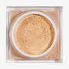 Offener quadratischer Behälters mit beigem losem Puder BPerfect Cosmetics x Katie Daley Perfect Powders Honeycomb.