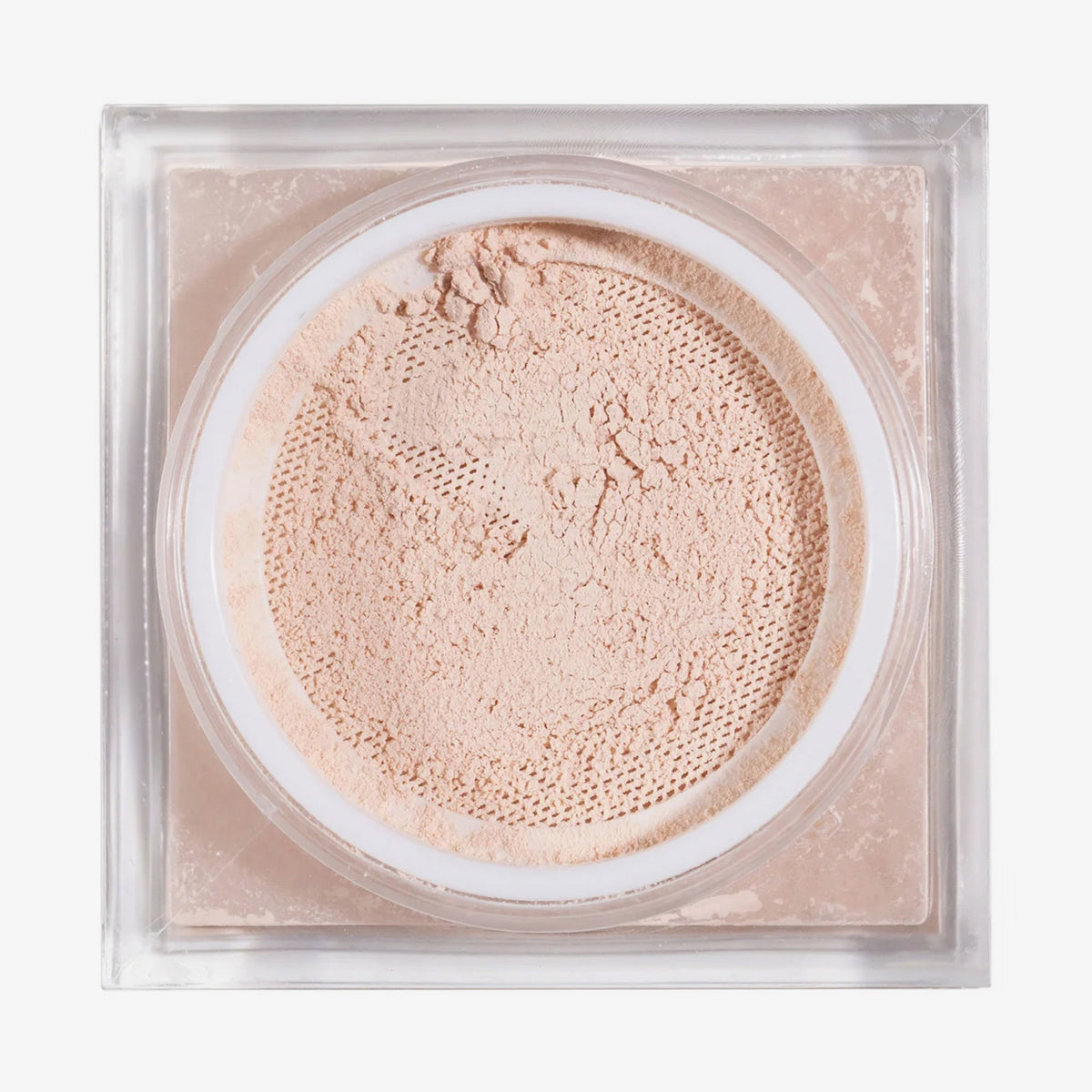 Offener quadratischer Kunststoffbehälter mit dem BPerfect Cosmetics x Katie Daley Perfect Powders Vanilla - einem losem beigem Gesichtspuder.