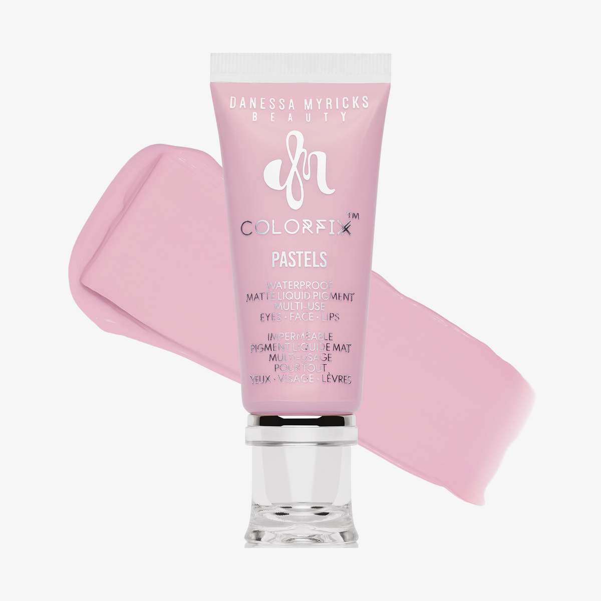 Eine Tube Danessa Myricks Beauty Colorfix Pastels Bunny mit einem hellrosa Farbton und einem rosa Abstrich im Hintergrund.
