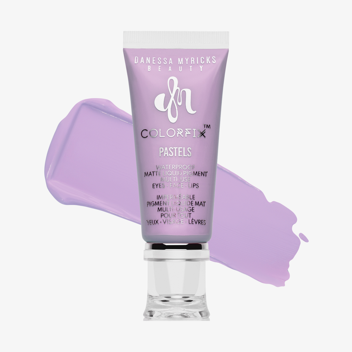Die Abbildung zeigt eine Tube Danessa Myricks Beauty Colorfix Pastels Sundaze in Lavendel mit einem Wisch in demselben Lavendelton dahinter.