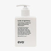 Weiße Pumpflasche Bride Of Gluttony Volume Conditioner von Evo mit schwarzem Text vor weißem Hintergrund.