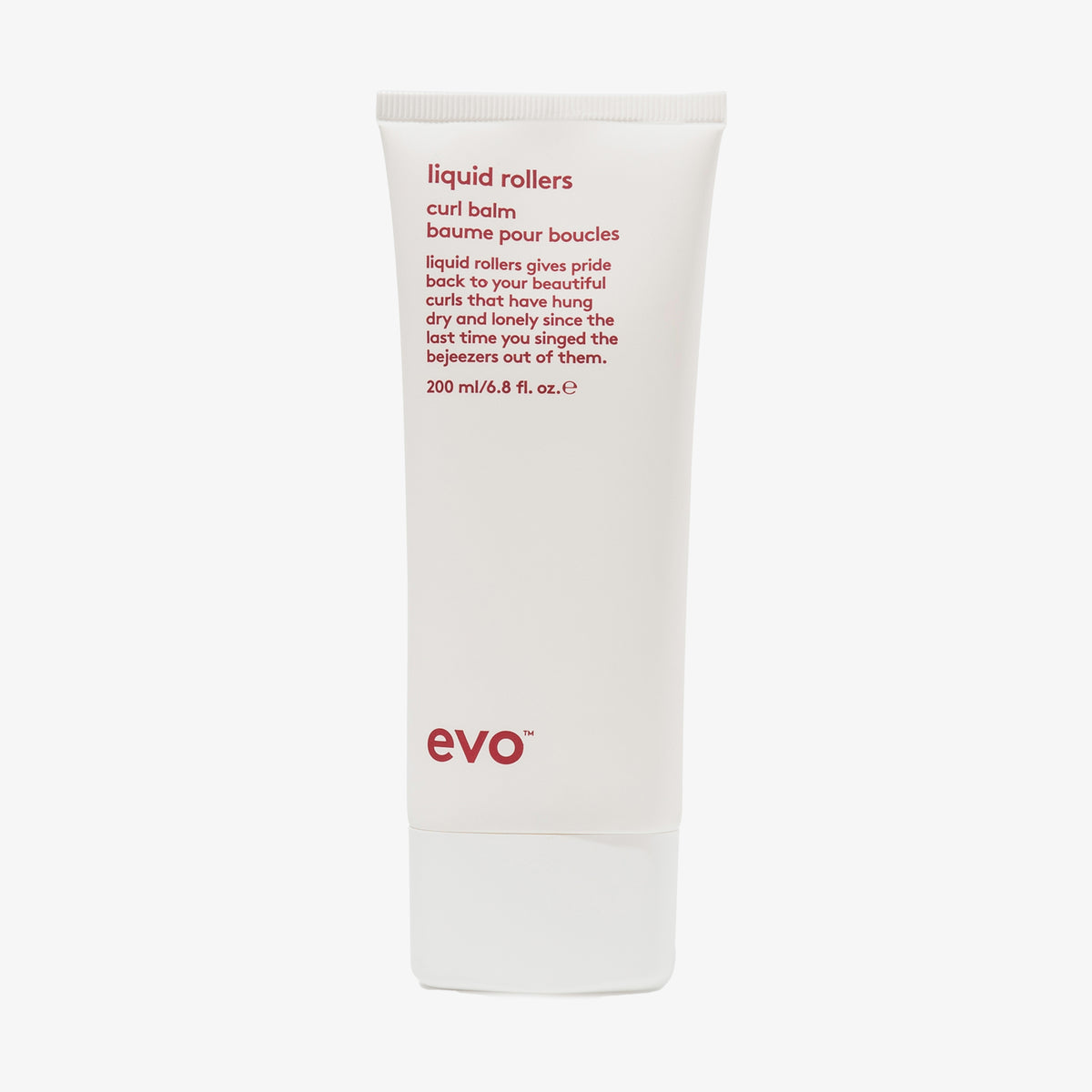 Weiße Tube Liquid Rollers Curl Balm mit humorvollem Produkttext vor weißem Hintergrund.