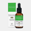 Braune Glasflasche und grün-weiße Schachtel PolyPep Collagen Boosting Serum S8 PRO auf weißem Hintergrund.