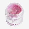 Offener transparenter Tiegel des Opal Moonstone Loose Multichrome Eyeshadow Boujee Bae mit rosa schimmerndem Pigment auf weißem Hintergrund.