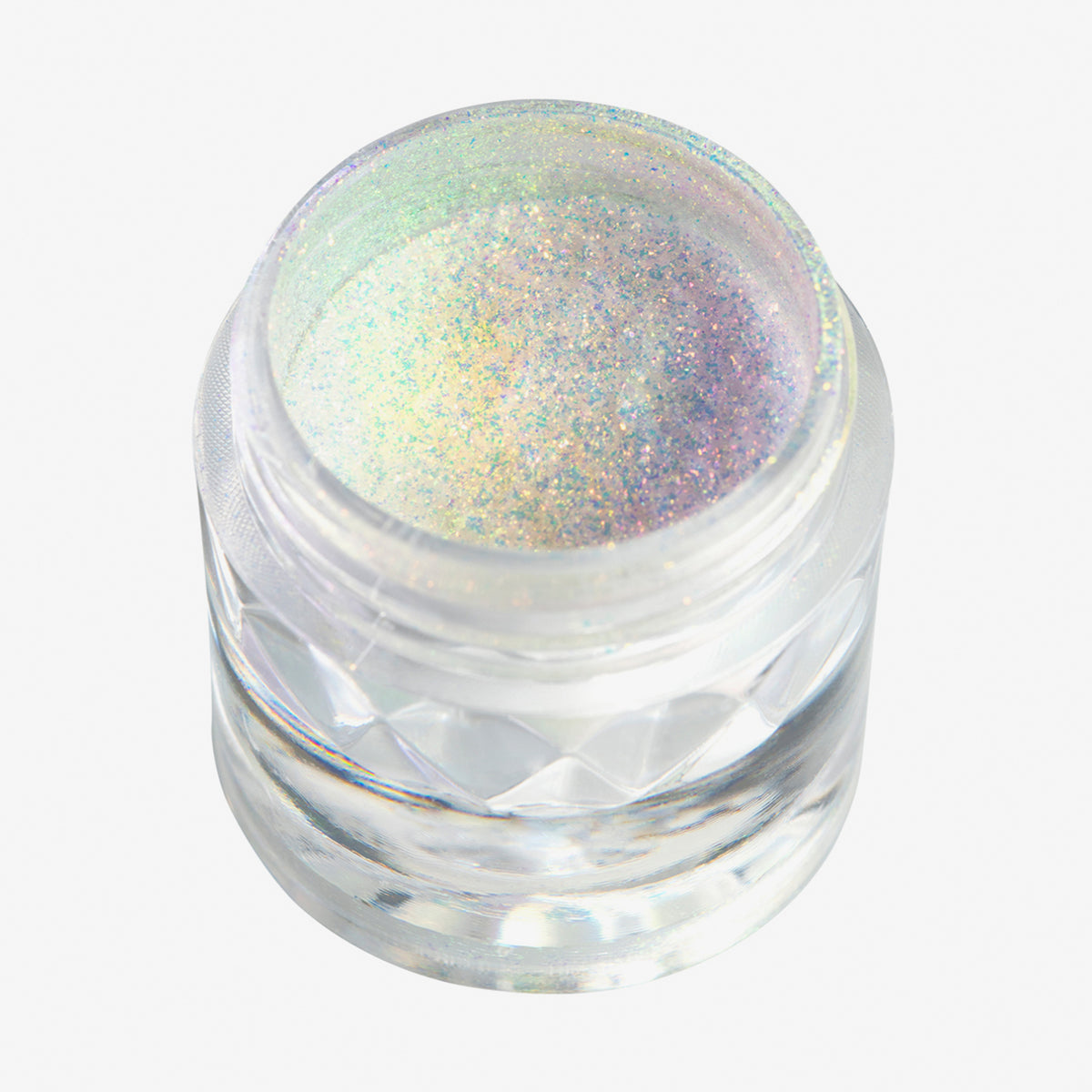 Offener transparenter Tiegel des Opal Multichrome Loose Eyeshadow Beauty Sleep mit weiß-opal schimmerndem Glitzer auf weißem Hintergrund.
