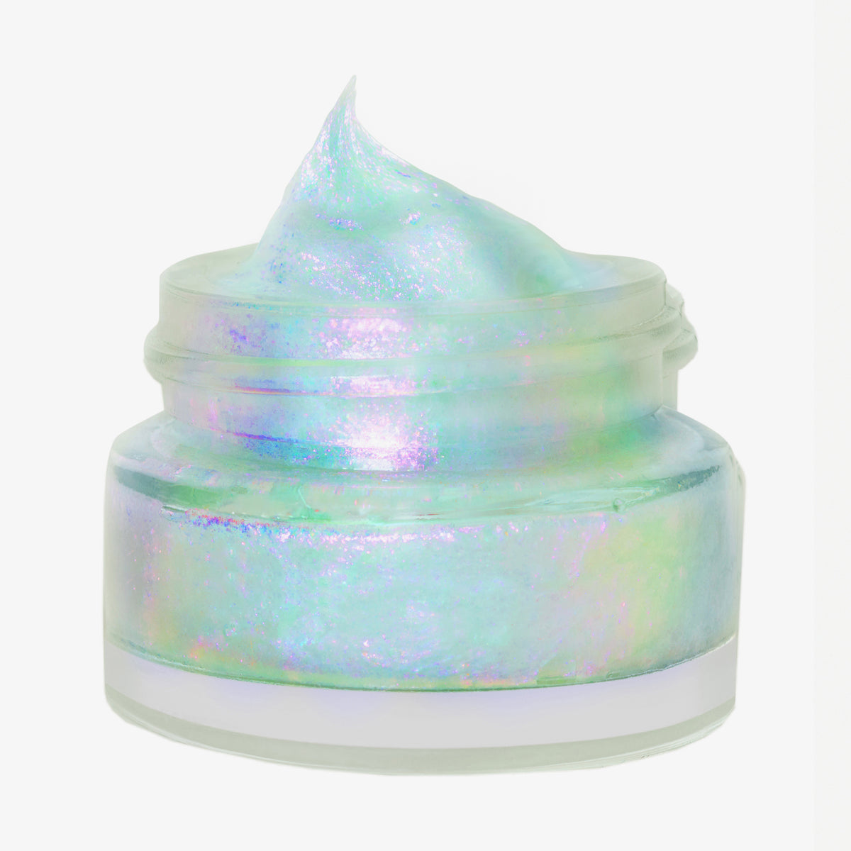 Offener transparenter Tiegel des Opal Shadow Potion Silky Gel Eyeshadow Cozy mit heller blau-lila schimmernder Textur auf weißem Hintergrund.
