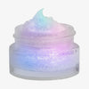 Offener transparenter Tiegel des Opal Shadow Potion Silky Gel Eyeshadow Velvet Dreams mit weiß-lila und blau schimmernder Textur auf weißem Hintergrund.