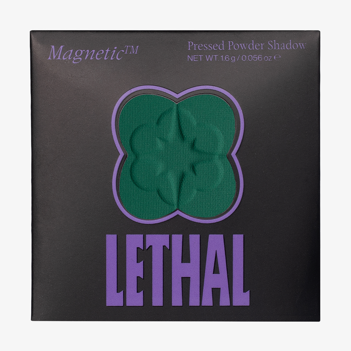 Dunkelgrüner MAGNETIC™ Pressed Powder Shadow von Lethal Cosmetics in der Farbe "Scales" in schwarzer Umverpackung mit Sichtfenster und lila LETHAL-Branding.