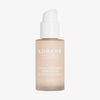 Mattierte transparente Flasche Lumene Invisible Illumination Serum in Foundation SPF30 0 mit weißem Pumpspender.