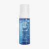 Blaue transparente Flasche Lumene NORDIC HYDRA [LAHDE] Arctic Aqua Foaming Cleanser mit weißem Deckel.
