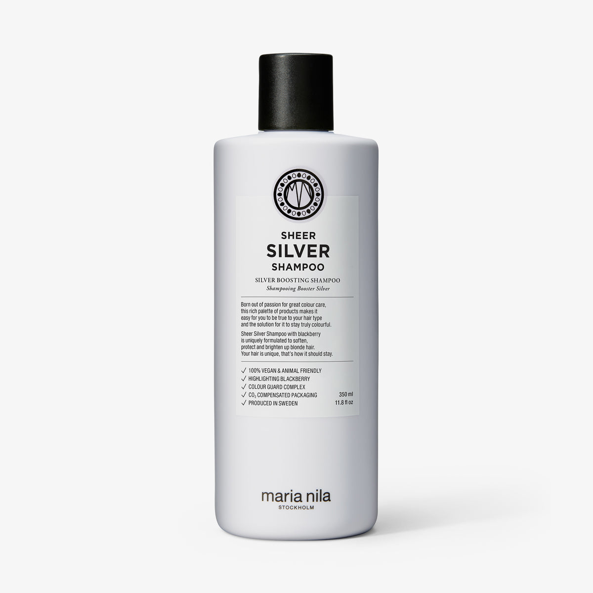Die hellviolette Flasche von maria nila Sheer Silver Shampoo hat mit schwarzem Verschluss und detailliertem Etikett.