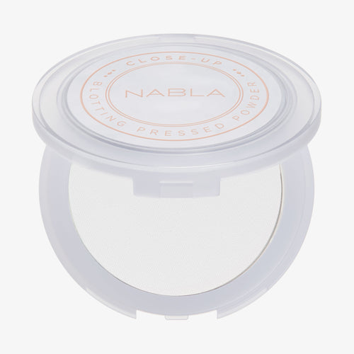 Close-Up Blotting Pressed Powder