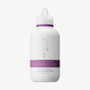 Aufrecht stehende, weiße 250-ml-Flasche des Philip Kingsley Moisture Extreme Shampoos mit violettem Verschluss und Etikett.