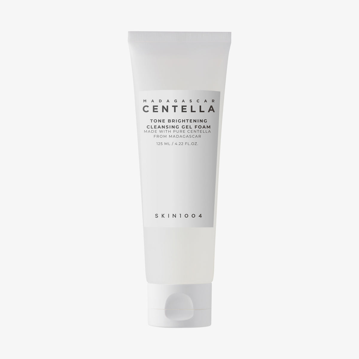 Eine weiße 125-ml-Tube Madagascar Centella Tone Brightening Cleansing Gel Foam.