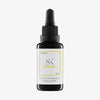 Eine schwarze Tropfflasche mit der Aufschrift „Superba C Serum, 30 ml“.