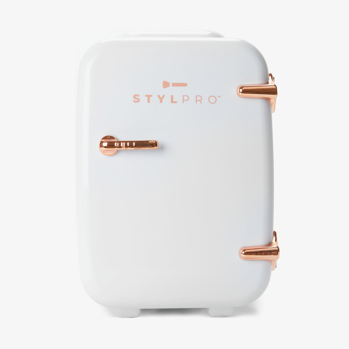 Kleiner weißer Beauty Fridge mit roségoldenen Griffen und dem STYLPRO-Logo auf der Vorderseite.