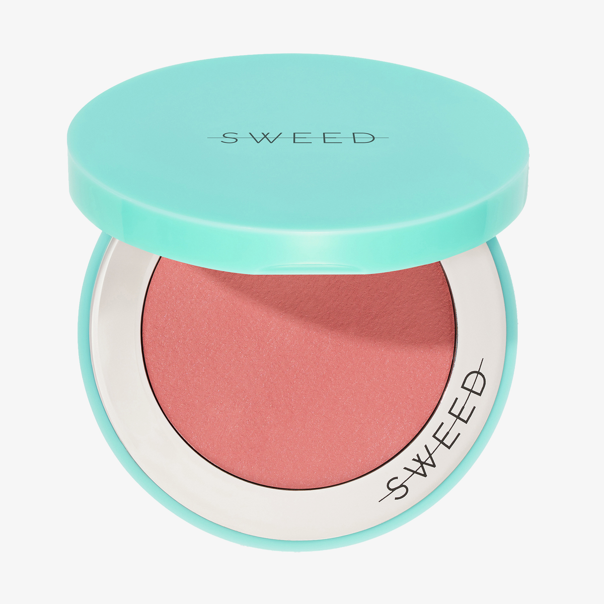 Eine geöffnete, türkisfarbene SWEED Air Blush Cream-Dose zeigt das darin enthaltene rosa Rouge, auf dem Deckel ist das SWEED-Logo zu sehen.