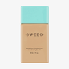 Beigefarbene SWEED Glass Skin Foundation-Flasche mit hellblauem Verschluss, 30 ml (1 fl. oz).