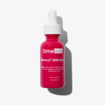Eine pinke Pipettenflasche von Timesless Skin Care mit 30 ml Matrixyl 3000 Serum vor weißem Hintergrund.