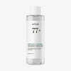 Klare Flasche Heartleaf 77 % Soothing Toner auf weißem Hintergrund.