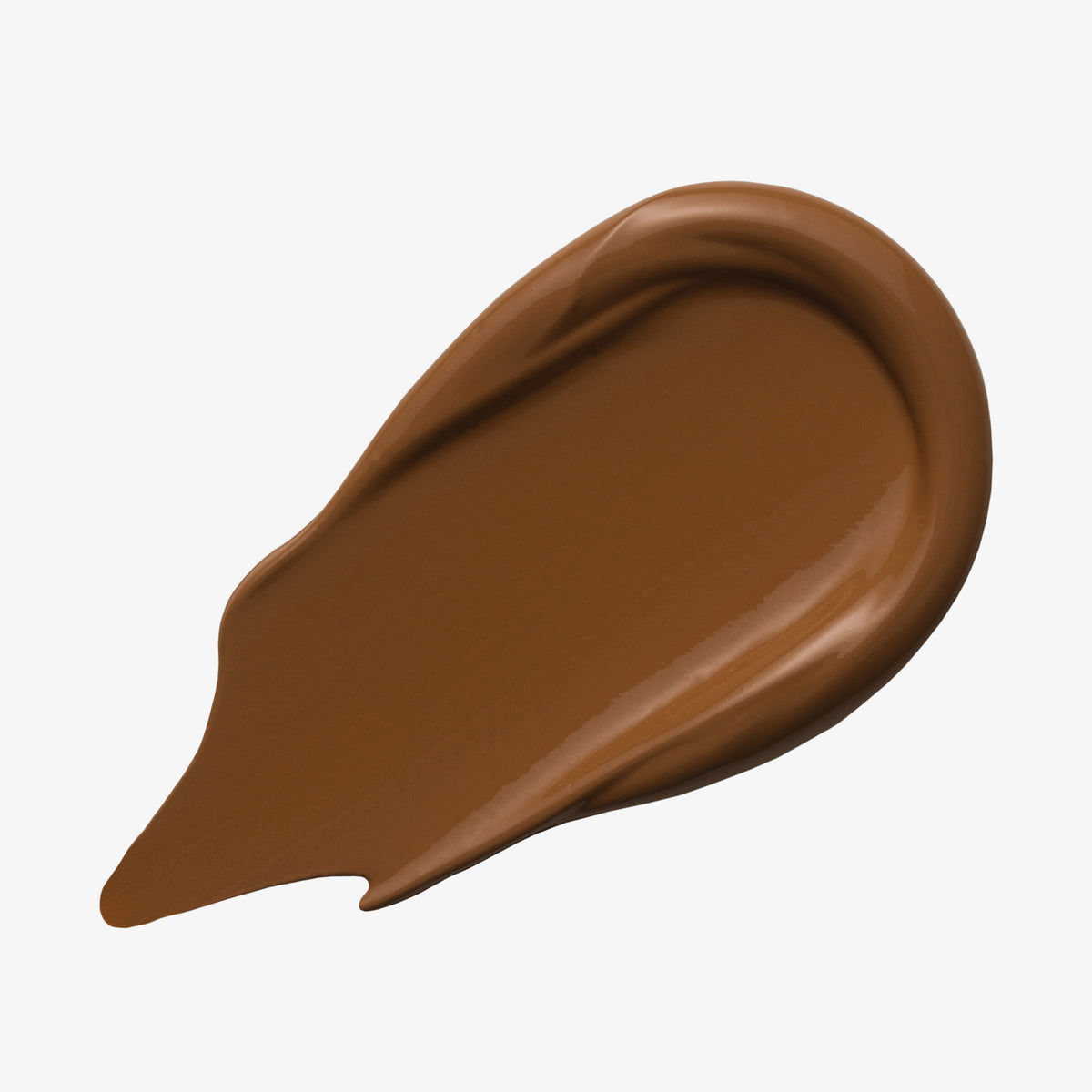 Ein dunkelbrauner Farbstreifen Yummy Skin Lift & Flex Concealer 14 auf weißem Hintergrund.