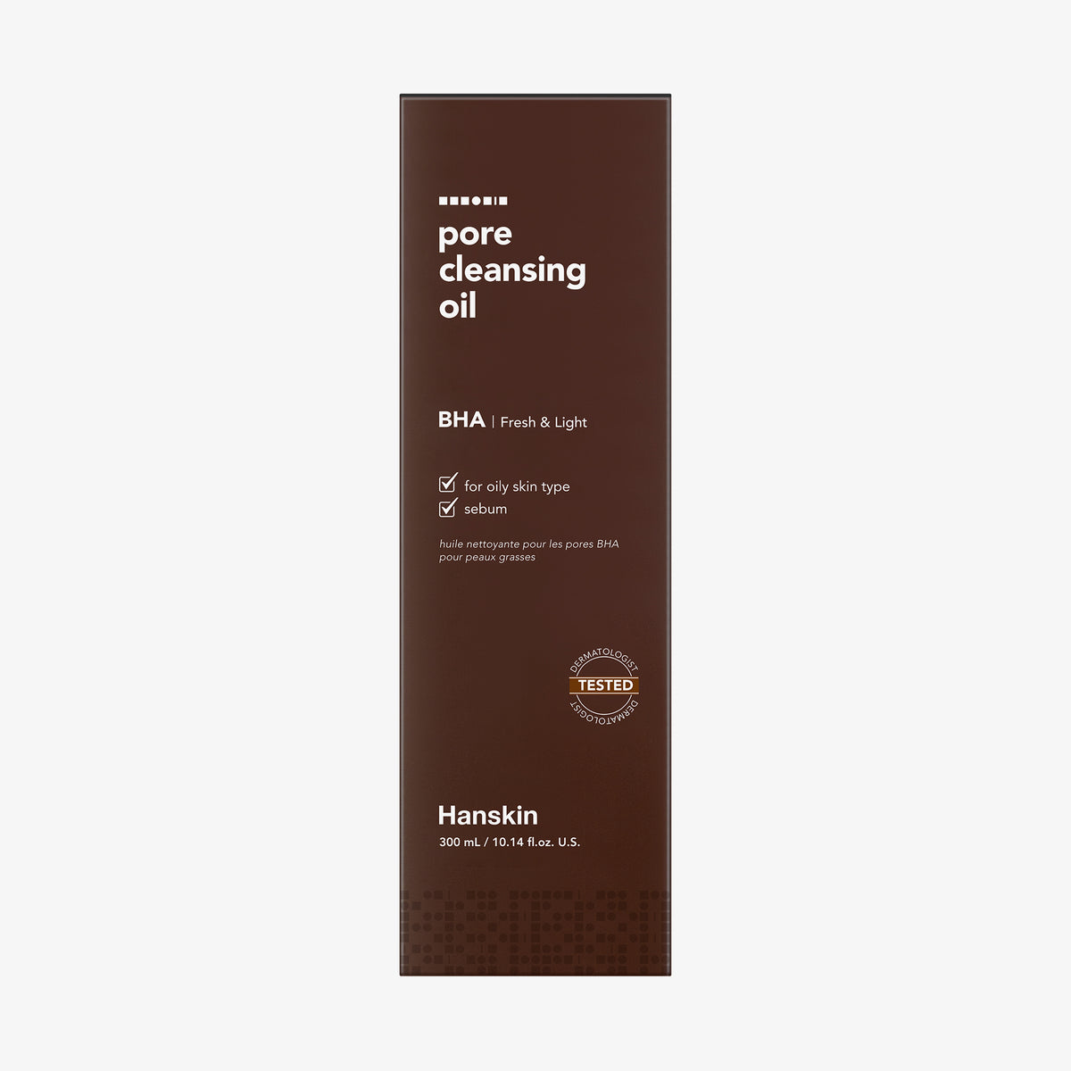 Braune Schachtel Hanskin Pore Cleansing Oil BHA mit weißem Text vor weißem Hintergrund.