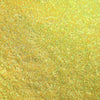 Nahaufnahme der Textur des Pastel Duochromes Loose Eyeshadow Buttercup; ein neongelb schimmerndes Pigment.