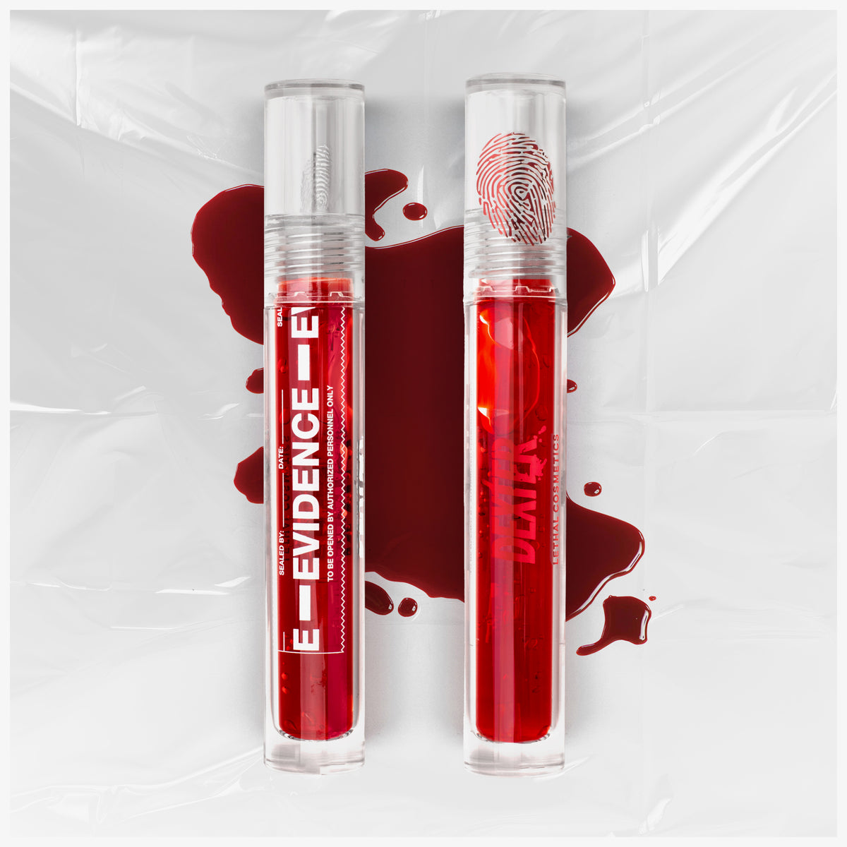 Vorder- und Rückansicht der Tube des Dexter Lip Stain Born in Blood von Lethal Cosmetics, gefüllt mit rotem Inhalt vor einer blutigen Folie.