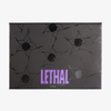 Schwarze Schachtel mit violettem LETHAL Text und sonnenähnlichen Motiven; MAGNETIC™ Customizable Palette von Lethal Cosmetics.
