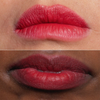 Nahaufnahme von zwei Lippenpaaren mit dem roten Lippenstift Biggie von LH Cosmetics, die auf verschiedenen Hauttönen übereinander abgebildet sind.