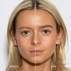 Geteiltes Bild einer Frau: links ohne, rechts mit Make-up und definierten Augenbrauen, kreiert mit dem Infinity Brow Pen Taupe.