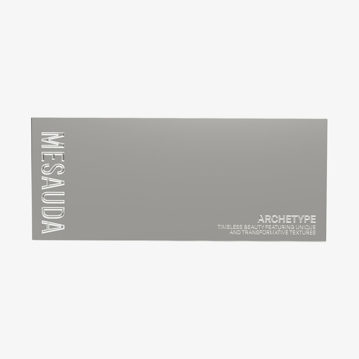 Silberne Verpackung der Mesauda Milano ARCHETYPE II Lidschattenpalette auf weißem Hintergrund.
