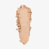 Beiger Swatch des Mesauda Drawmatic Shadow in der Farbe 102 Meringue, cremig mit sattem, mattem Finish.
