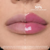 Nahaufnahme der Lippen: links natürlich, rechts glänzend und voller nach der Anwendung von Mesauda Beauty LIP PHENOM™, mit dem Text "50% mehr Lippenvolumen".