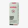 Auf weißem Hintergrund ist eine grünliche Pappcerpackung der Cloud Serum Light von sklinlick abgebildet.