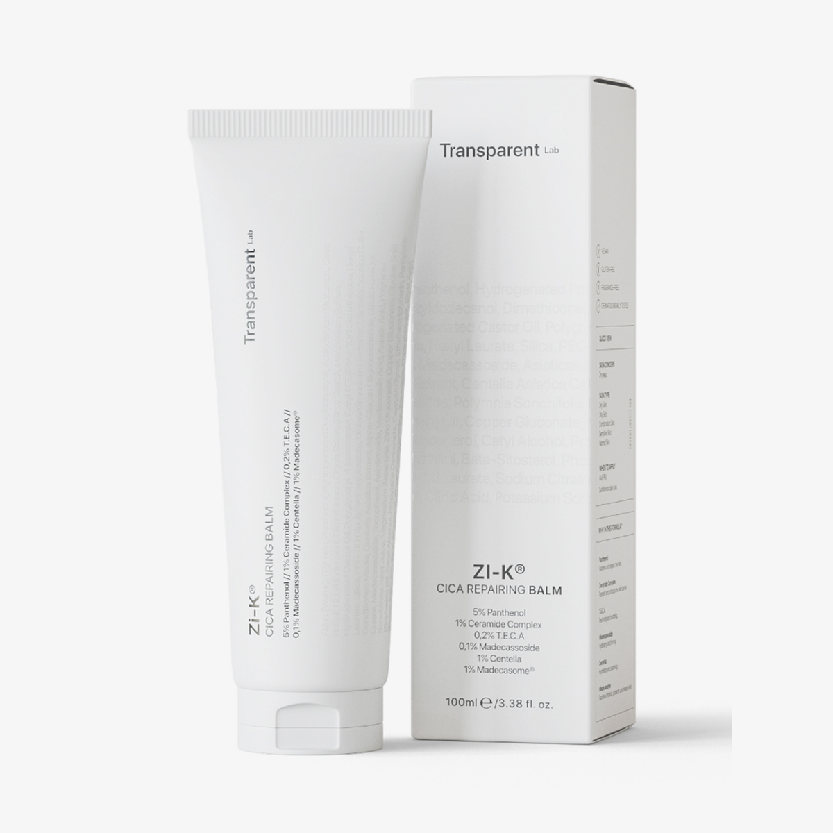 Eine weiße Tube Zi-K® Cica Repairing Balm von Transparent Lab wird vor der passenden weißen Schachtel präsentiert.