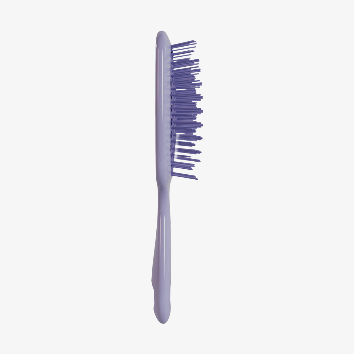 Die UNbrush Detangeling Hair Brush in Lavendel mit Borsten ist von der Seite auf weißem Hintergrund abgebildet.