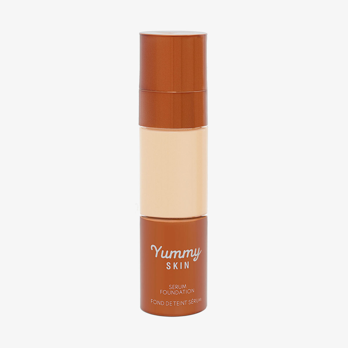 Eine halbtransparente und bronzene Flasche Yummy Skin Serum Foundation 4N mit beigem Inhalt.