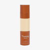 Eine halbtransparente und bronzene Flasche Yummy Skin Serum Foundation 2G mit hellbeigem Inhalt.