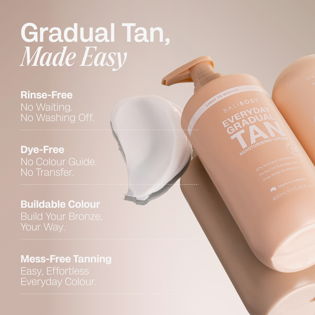 Eine Flasche Bali Body Everyday Gradual Tan-Feuchtigkeitslotion neben einem Klecks weißer Creme, mit einem Text, der die wichtigsten Produktvorteile hervorhebt.