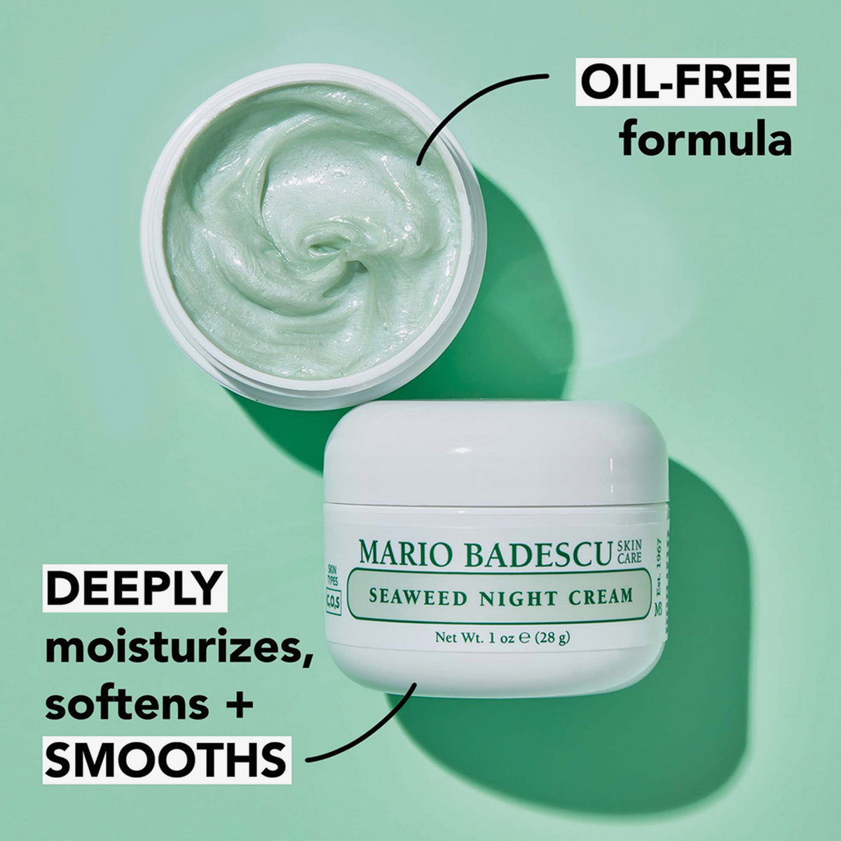 Mario Badescu Seaweed Night Cream mit ölfreier Formel auf grünem Hintergrund; spendet intensiv Feuchtigkeit und macht die Haut weich und glatt.