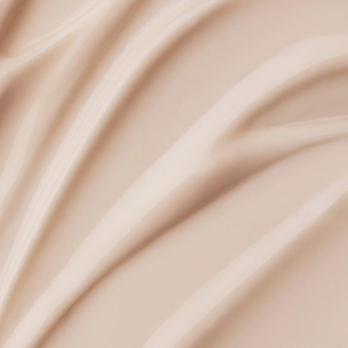 Nahaufnahme der beigen Creme-Textur des NORDIC-C [VALO] Glow Moisturizer von Lumene.