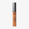 Eine Tube Chroma Conceal Liquid Concealer in mittlerem Farbton W5, grauer Kappe und durchsichtigem Körper.
