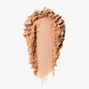 Ein Muster des Close-Up Smoothing Pressed Powder in Beige, zerkleinert und auf weißem Hintergrund verblendet.
