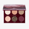 Die Unconditional Palette ist ein Lidschattenset mit sechs warmen, schimmernden Farbtönen: Love & Light, Warm Hearted, Soul, Corazon, Eternal und Jaden.