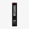 Die schwarze Schachtel der Mesauda Beauty Gloss Matrix Lipglosses aufrecht vor einem weißen Hintergrund.
