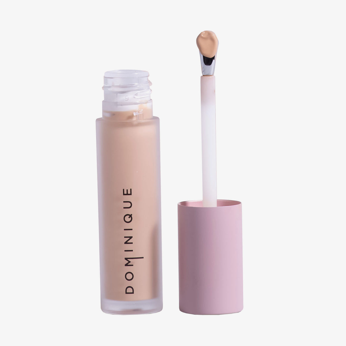 Auf weißem Hintergrund ist eine geöffnete Tube Wide Awake Full Coverage Concealer Whipped Coffee mit rosa Kappe und Applikatorstab abgebildet.