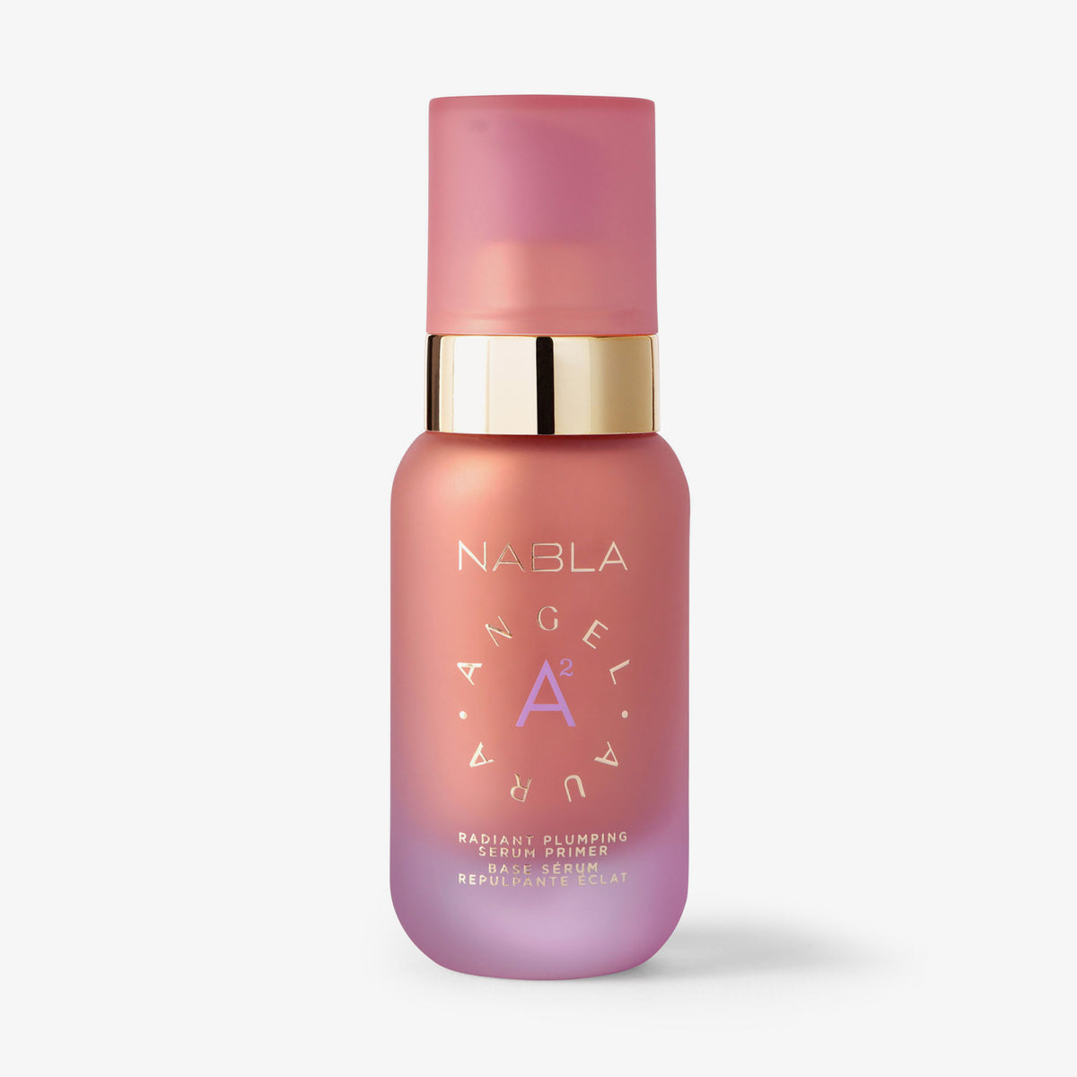 Eine rosa mattierte Flasche Angel Aura von nabla cosmetics Primer mit einer Pumpe mit Goldakzent.
